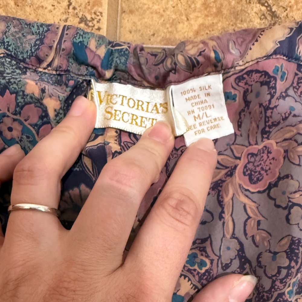 VTG Victoria’s Secret 100% Silk Straight Pants Paisley Medium Large Loungewear - Picture 2 of 11